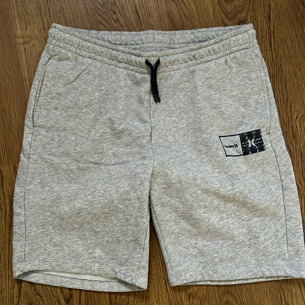 Hurley men’s medium jogger shorts